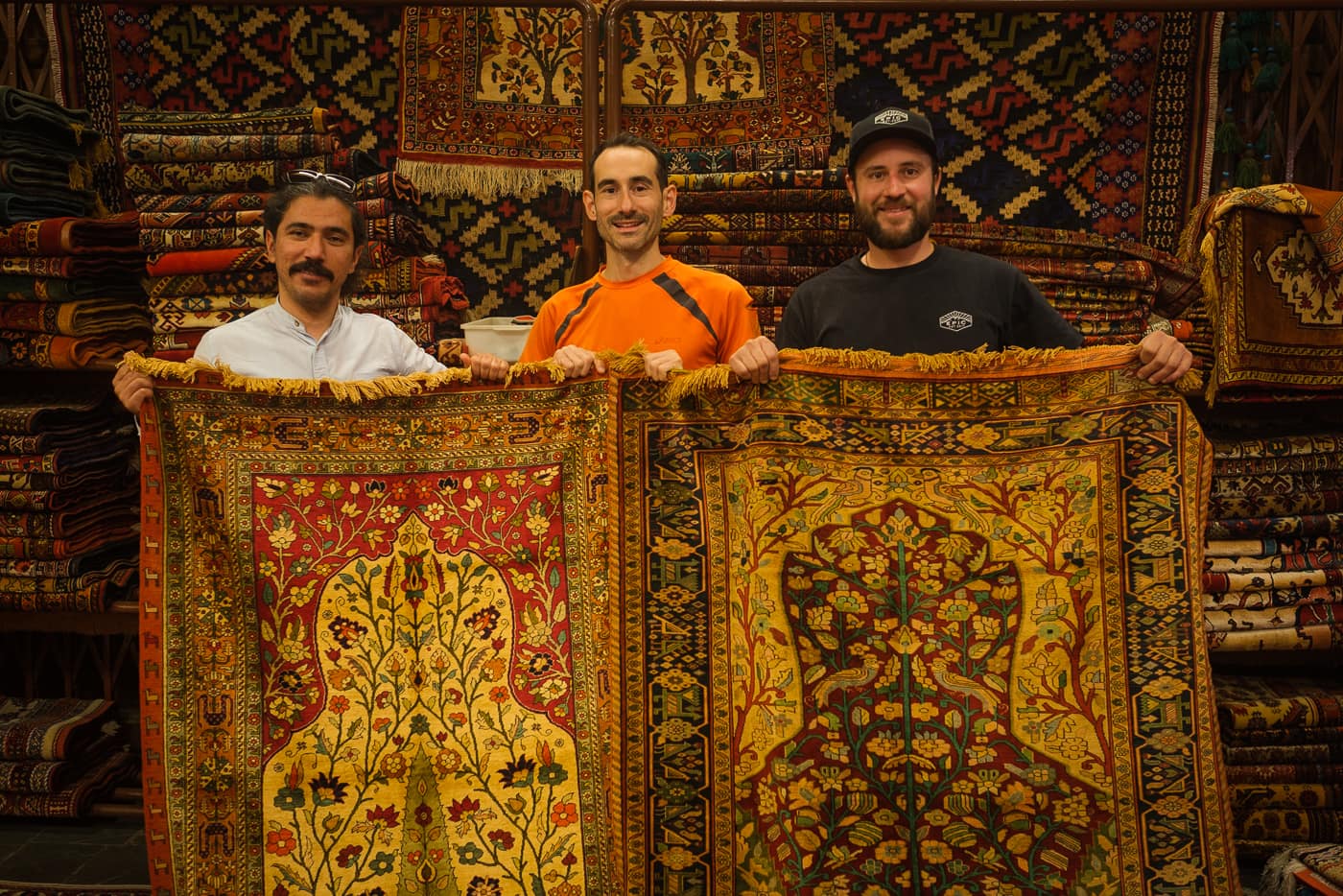 carpet shop isfahan iran